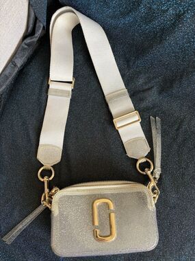 Marc Jacobs Glitter Jelly Snapshot Crossbody Camera Bag Taupe Clear Gold Hardwar